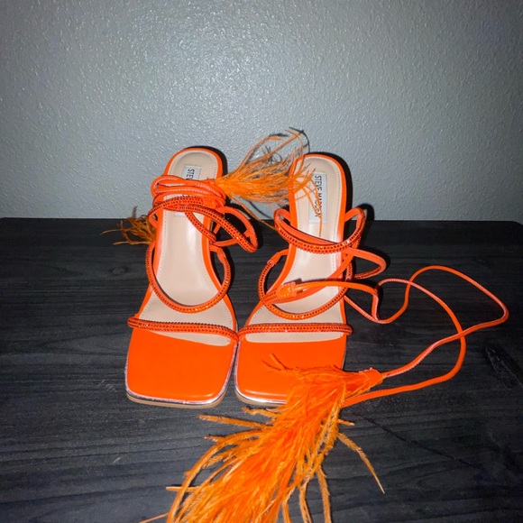 Orange Strappy Steve Madden heels - Picture 4 of 6